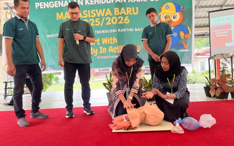 Hari Kedua PKKMB IKT Kartini Batam 2025: Mahasiswa Baru Antusias Ikuti Materi Edukatif dan Aktivitas Seru